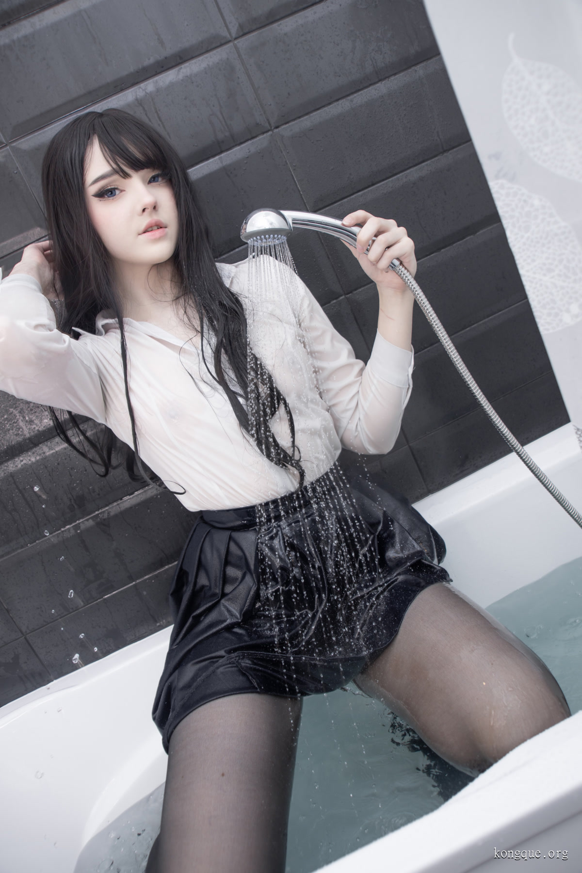 Candy_Ball_Bath_Girl_115