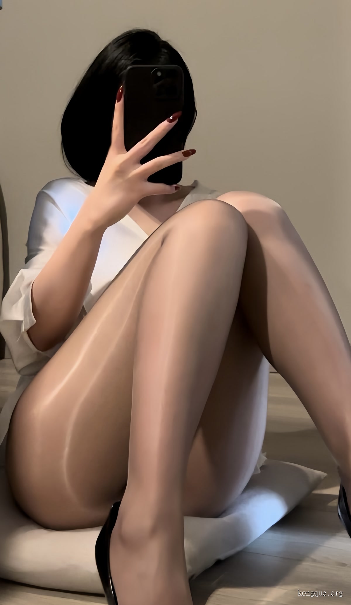 003.保守的二舅妈_性感粉色桃心__(12)
