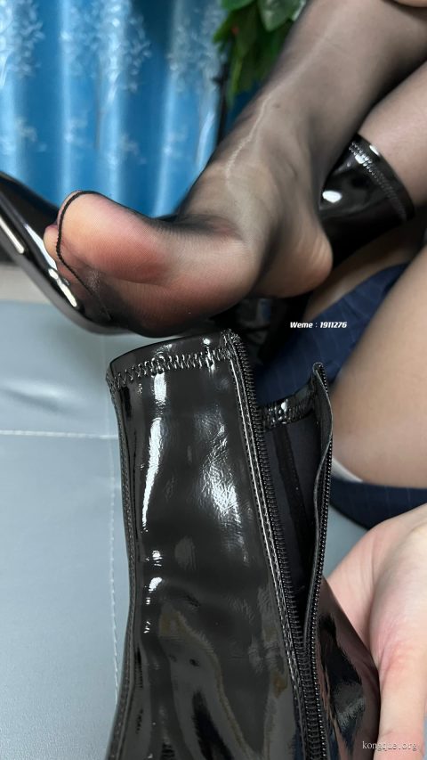 白龙猫女 - 全套微密圈套图视频合集[13期-2025.3]-孔雀海|珍藏合集